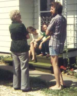 02.jpg (87831 bytes)